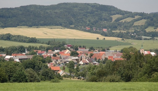 Vesnice
Autor: Jaroslav Poláček Obce teď dostanou víc