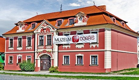 Muzeum Dobříš Projekt Muzeum Dobříš, který současné vedení města smetlo ze stolu